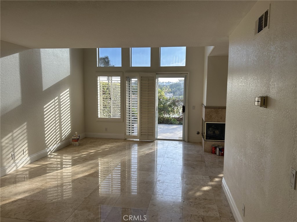 Light and bright living roomlivingroom - 23106 Port Antonio Way, Laguna Niguel CA 92677 - photo 1