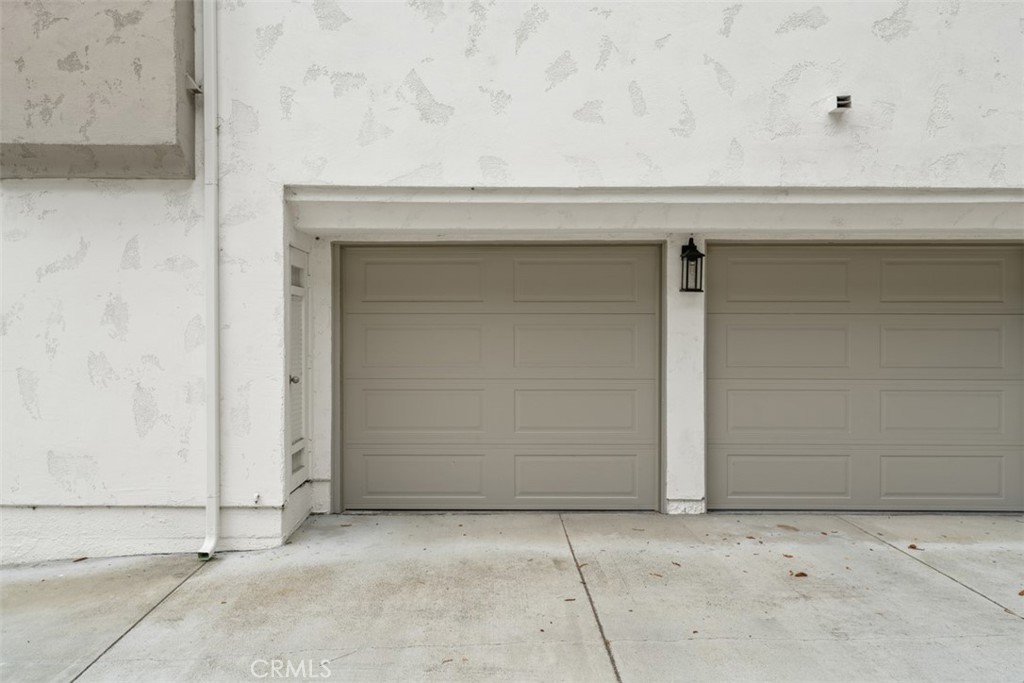 Association completed new garage doors recently. - 23638 Kingdon Court 88, Laguna Niguel CA 92677 - photo 20