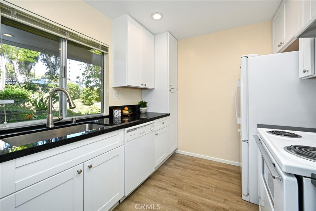 Kitchen View 1 - 23732 Hillhurst, Laguna Niguel CA 92677 - photo 3