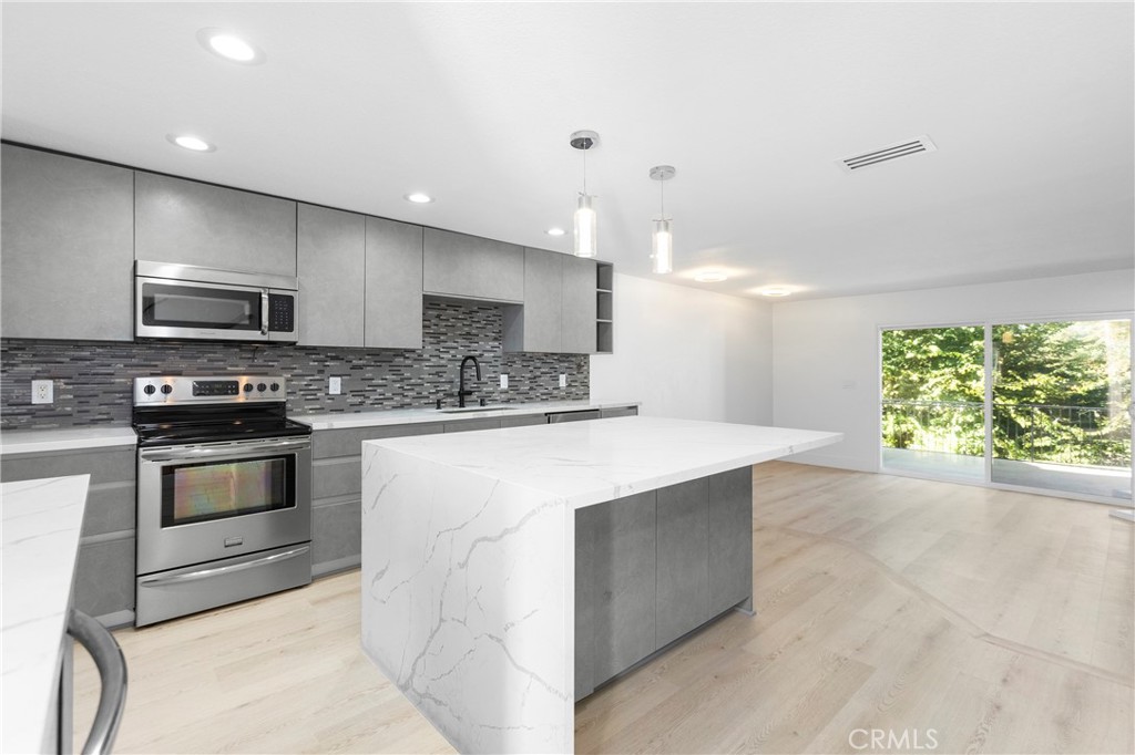 23821 Hillhurst Dr 27, Laguna Niguel CA 92677 - photo 4