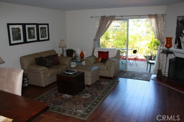 Light and Bright Living room! - 23821 Hillhurst Drive 21, Laguna Niguel CA 92677 - photo 1