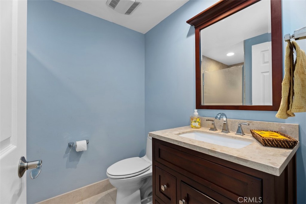 Downstairs bath with shower - 23852 Linnet Circle, Laguna Niguel CA 92677 - photo 15