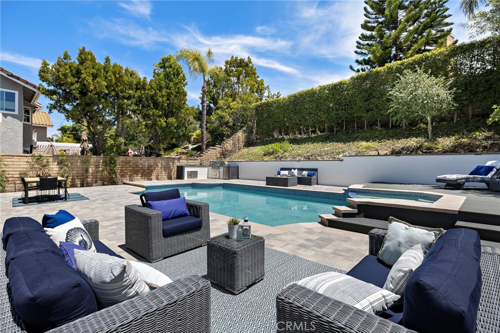 24002 Cormorant Ln, Laguna Niguel CA 92677 - photo 1