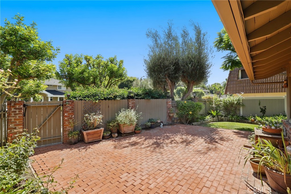 24231 La Hermosa Avenue, Laguna Niguel CA 92677 - photo 30