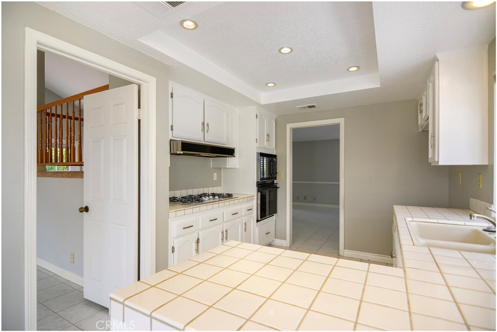 24241 Tama Lane, Laguna Niguel CA 92677 - photo 10