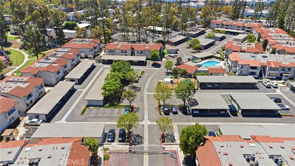 Casa La Paz also offers a community dog park, barbecue area and inviting outdoor spaces. - 24278 El Pilar, Laguna Niguel CA 92677 - photo 23