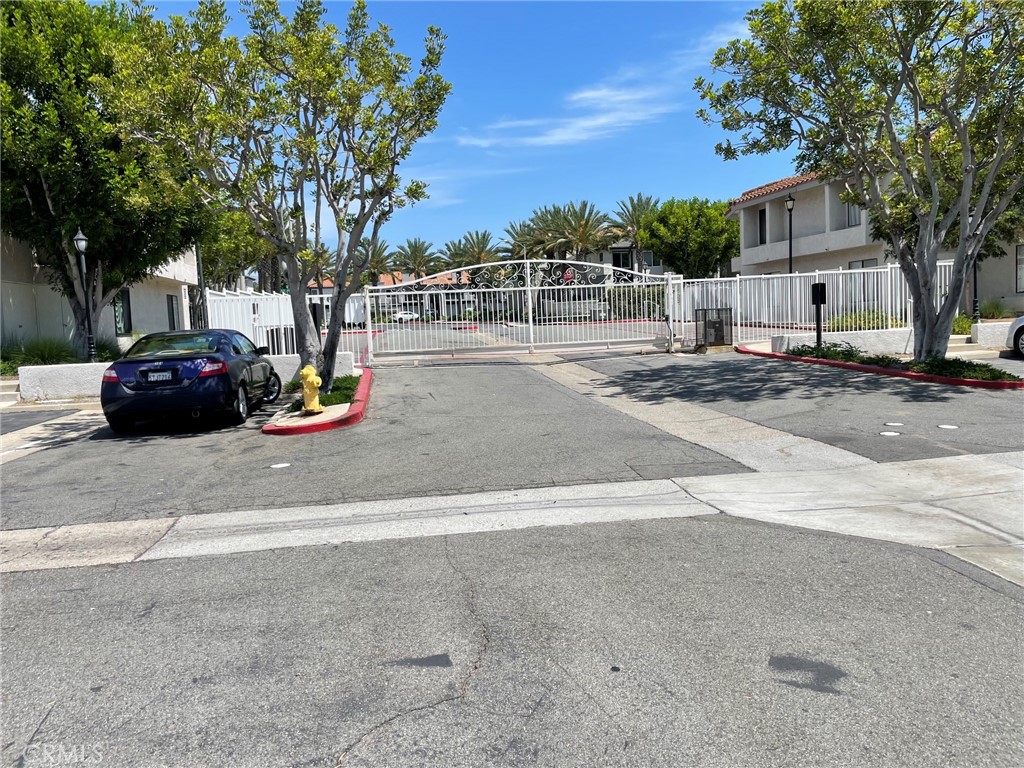 Community is gated - 24298 El Pilar, Laguna Niguel CA 92677 - photo 3