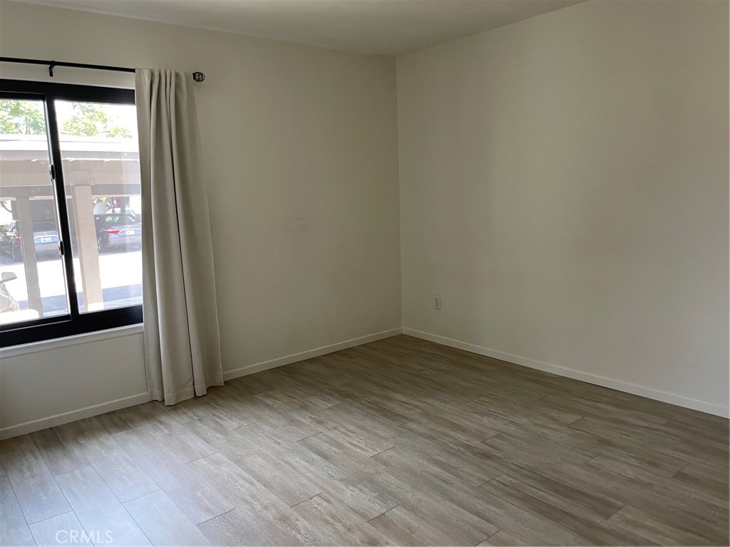 Large main bedroom with Anderson built window - 24298 El Pilar, Laguna Niguel CA 92677 - photo 21