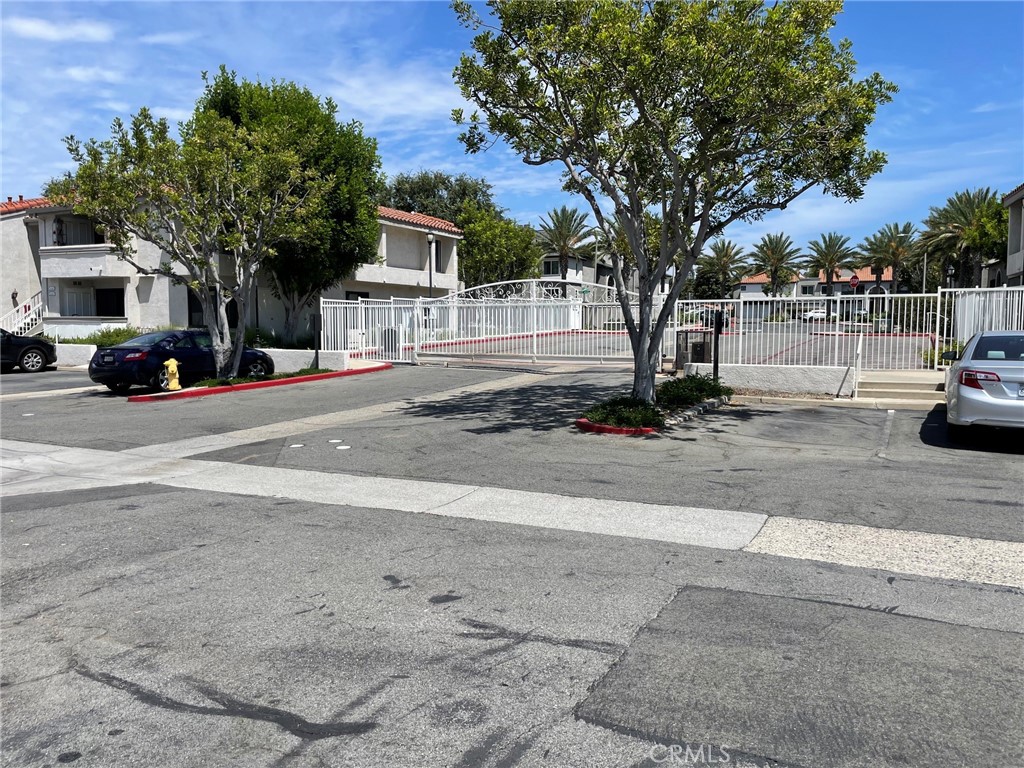 Gated complex - 24298 El Pilar, Laguna Niguel CA 92677 - photo 25