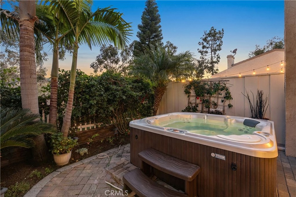 24306 Hillview, Laguna Niguel CA 92677 - photo 23