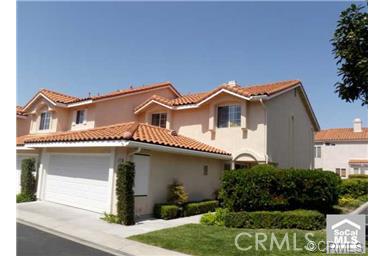 gorgeous upgraded end unit town home in private gated community - 24335 Airporter Way, Laguna Niguel CA 92677 - photo 1