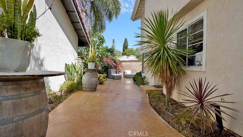 Through the gate - 24341 Mira Verde, Laguna Niguel CA 92677 - photo 3