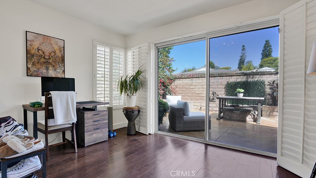 Room for office or dining - 24341 Mira Verde, Laguna Niguel CA 92677 - photo 9
