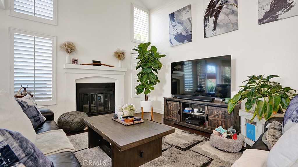 Built-in Fireplace - 24341 Mira Verde, Laguna Niguel CA 92677 - photo 11