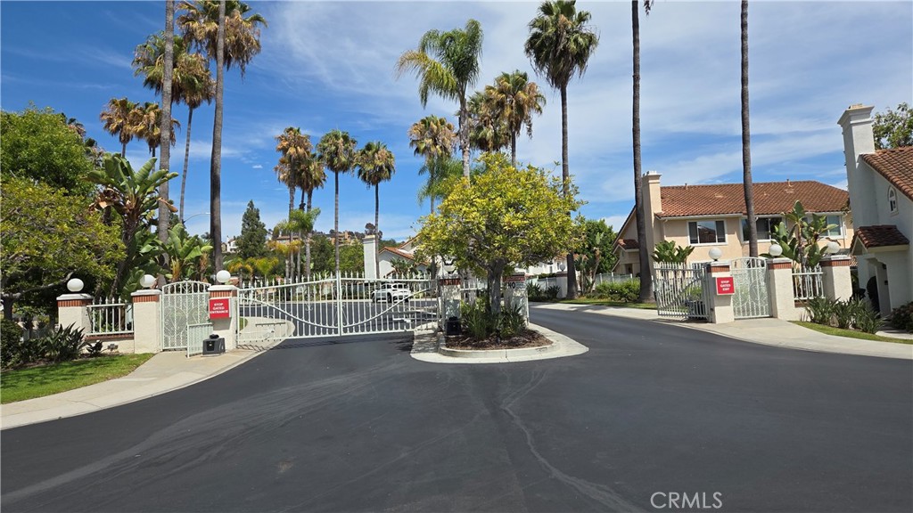 Gated Entrance - 24364 Hilton Way, Laguna Niguel CA 92677 - photo 17