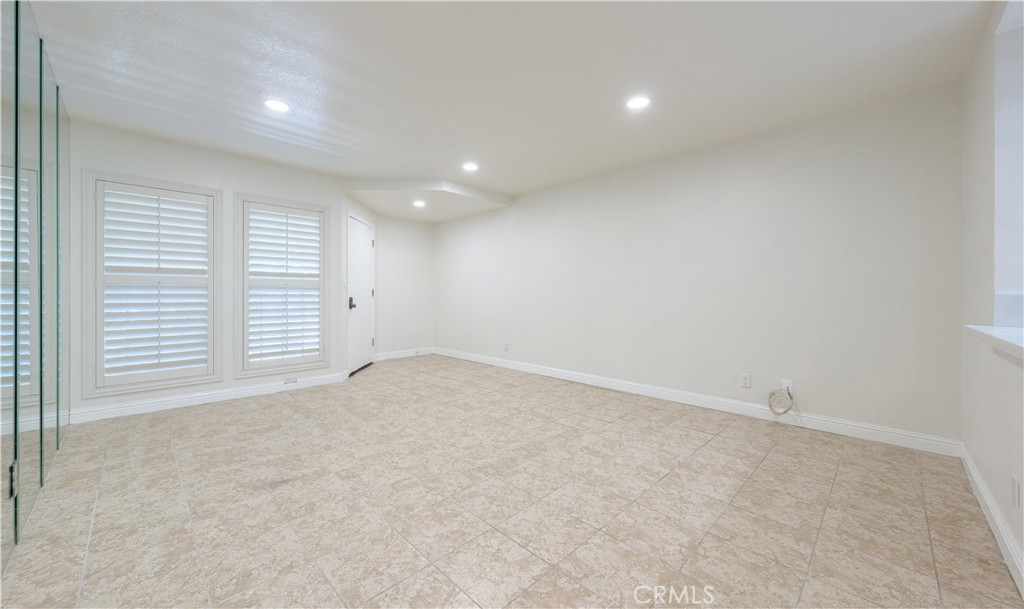 24505 Mozer, Laguna Niguel CA 92677 - photo 5