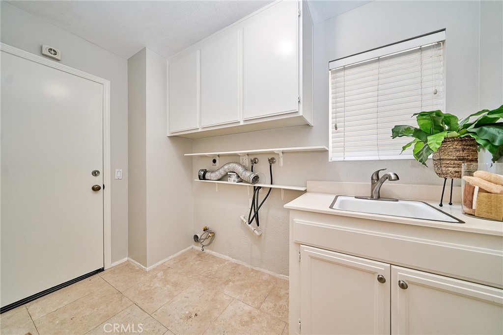 Laundry room - 24535 Rue De Gauguin, Laguna Niguel CA 92677 - photo 34