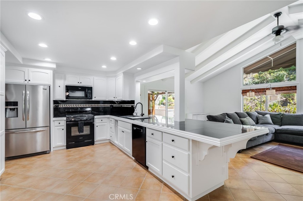 24752 La Plata, Laguna Niguel CA 92677 - photo 8