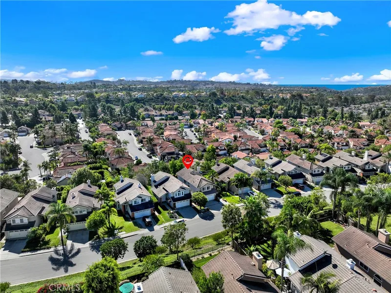 24826 Oxford, Laguna Niguel