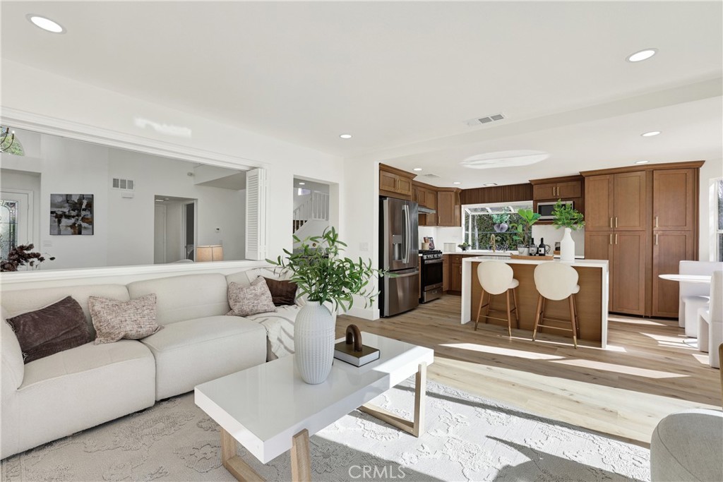24826 Oxford, Laguna Niguel CA 92677 - photo 16