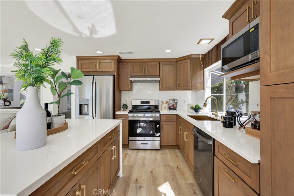 24826 Oxford, Laguna Niguel CA 92677 - photo 19