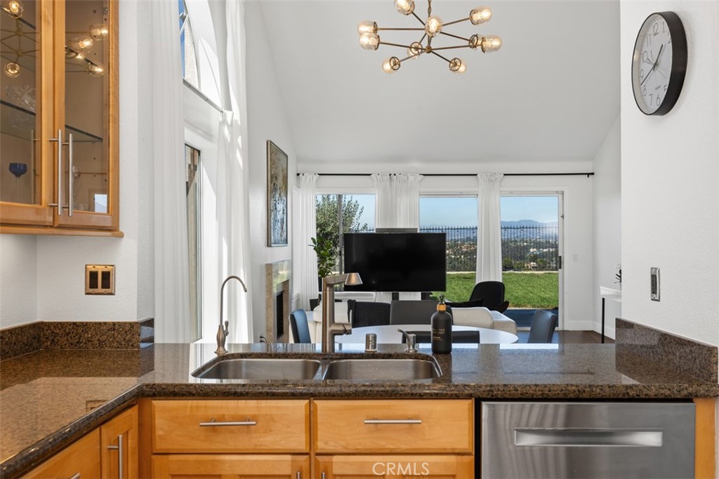 24851 Stonegate, Laguna Niguel CA 92677 - photo 17