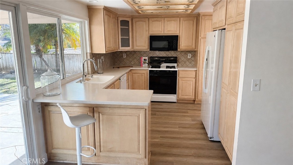 24876 Via Larga, Laguna Niguel CA 92677 - photo 17