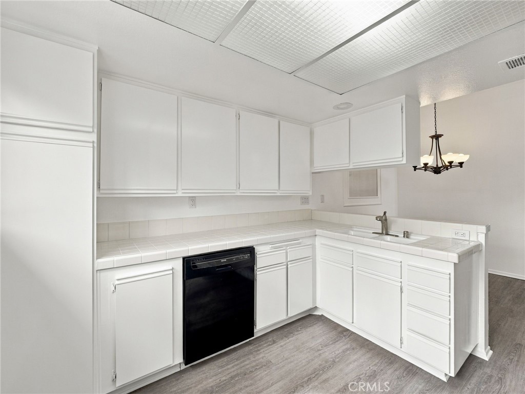 24879 Nueva Vista, Laguna Niguel CA 92677 - photo 7