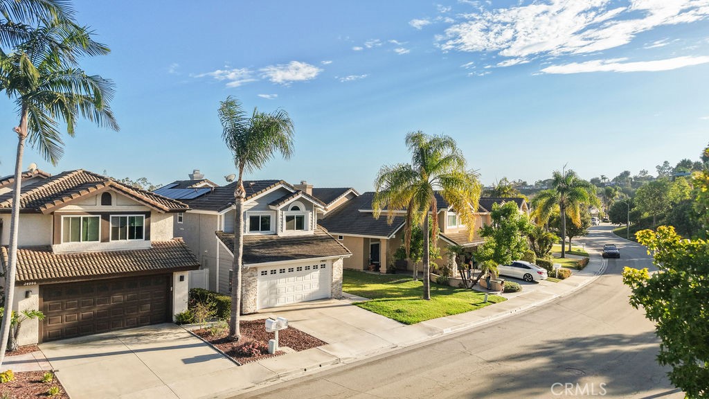 24882 Oxford Drive, Laguna Niguel CA 92677 - photo 41