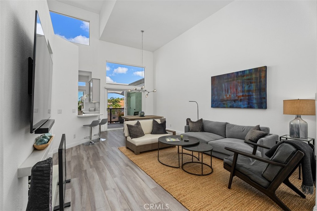 living room - 24997 La Mangusta, Laguna Niguel CA 92677 - photo 10