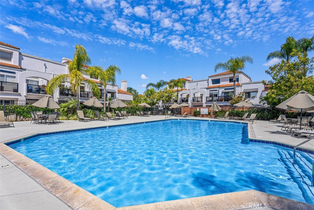community pool - 24997 La Mangusta, Laguna Niguel CA 92677 - photo 32
