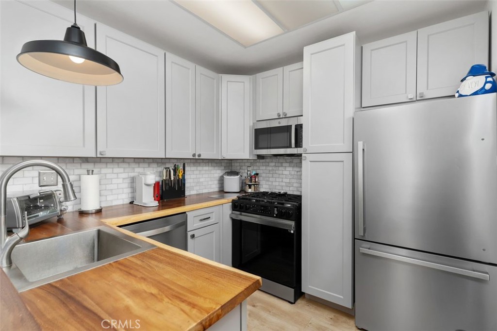 25071 Calle Playa #E, Laguna Niguel CA 92677 - photo 17
