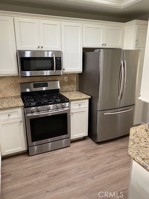 Kitchen with Included Refrigerator - 25171 La Jolla Way D, Laguna Niguel CA 92677 - photo 1