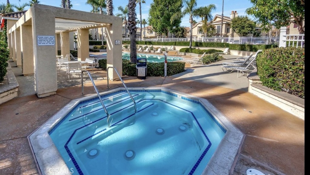 community spa - 25173 Via Terracina, Laguna Niguel CA 92677 - photo 16