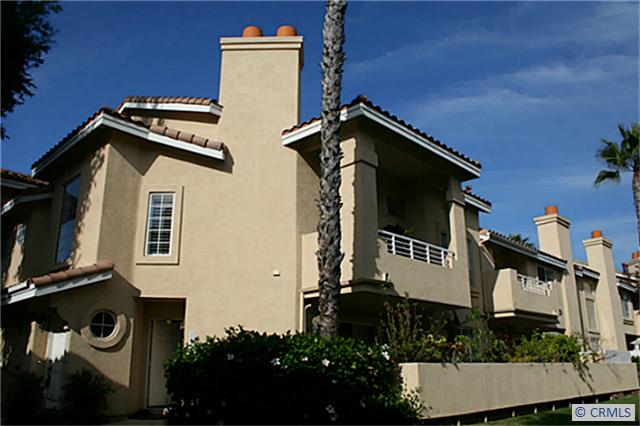 Lower level entry and two upper level balconies - 25174 VIA AZUL, Laguna Niguel CA 92677 - photo 1