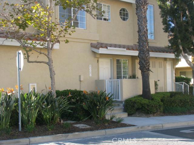End unit, great corner location - 25181 Via Azul, Laguna Niguel CA 92677 - photo 1