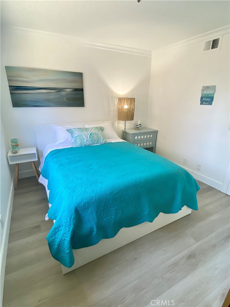 Queen size bed - 25662 Cresta Loma, Laguna Niguel CA 92677 - photo 38