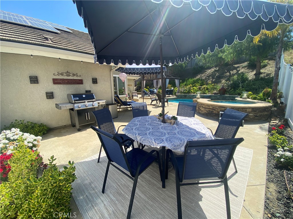 Outdoor dinning and entertaining. - 25662 Cresta Loma, Laguna Niguel CA 92677 - photo 45