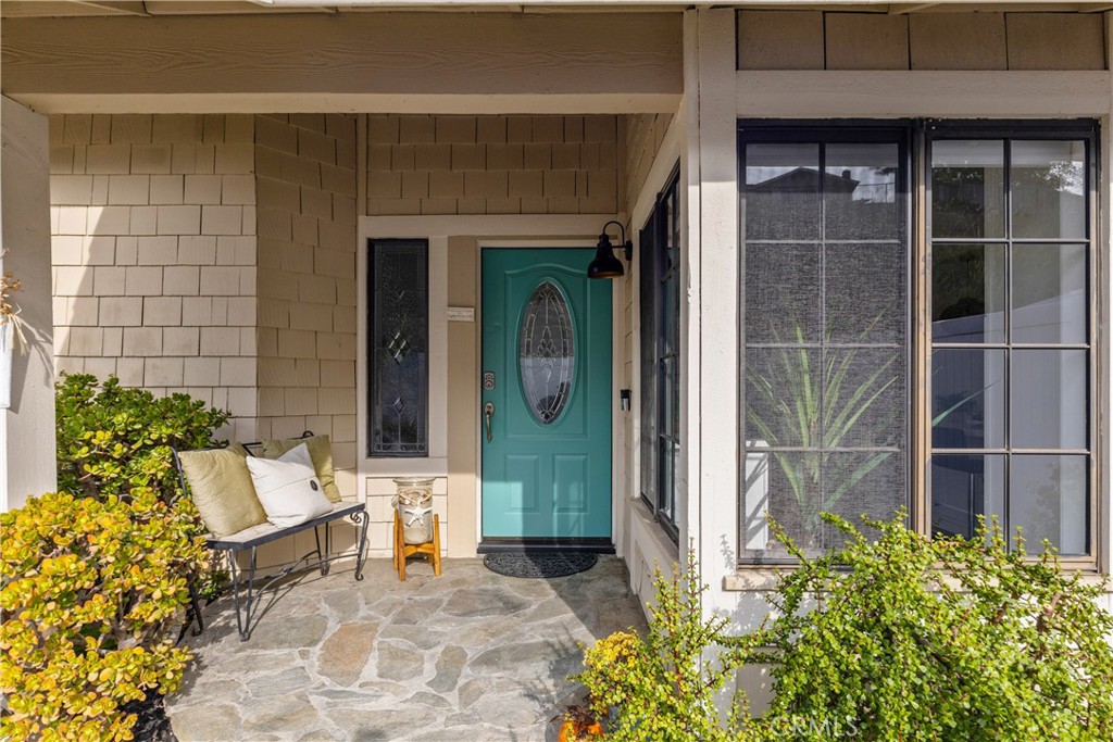 Private entry - 25662 Cresta Loma, Laguna Niguel CA 92677 - photo 47