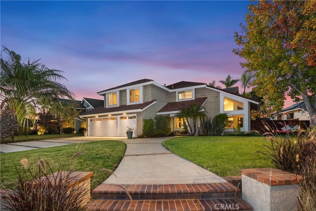 Enjoying this home and front yard will be a pleasure! - 25671 Cresta Loma, Laguna Niguel CA 92677 - photo 1