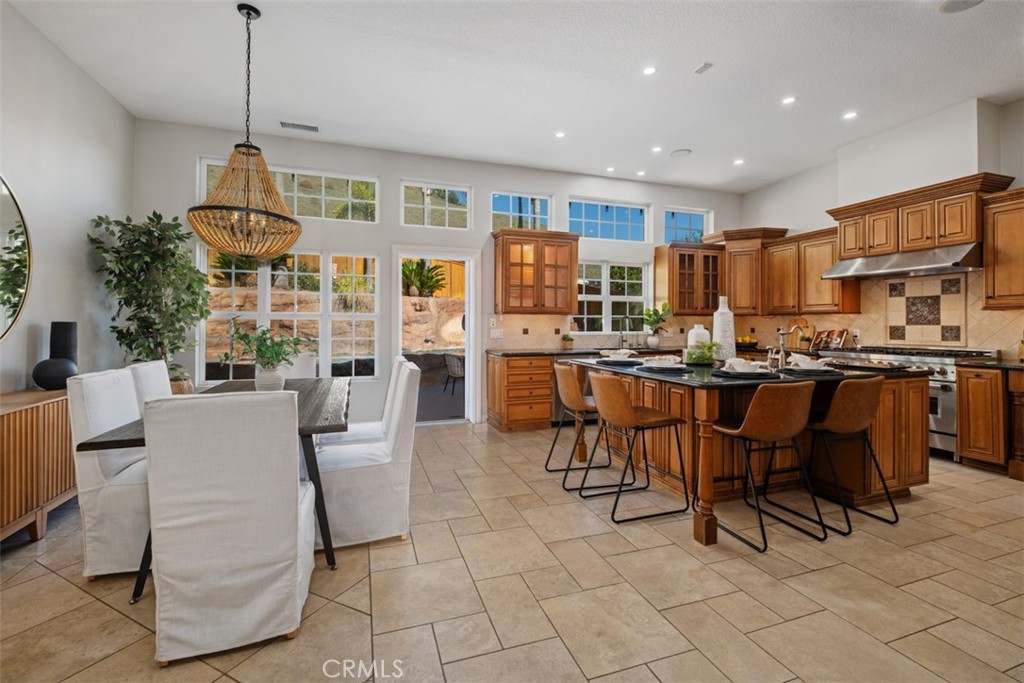 25861 Avatar, Laguna Niguel CA 92677 - photo 13