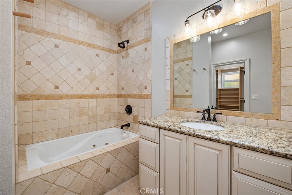 25861 Avatar, Laguna Niguel CA 92677 - photo 31
