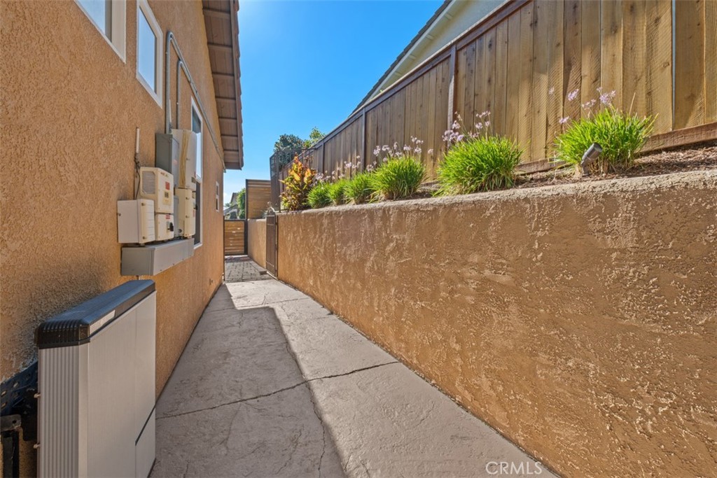25861 Avatar, Laguna Niguel CA 92677 - photo 41