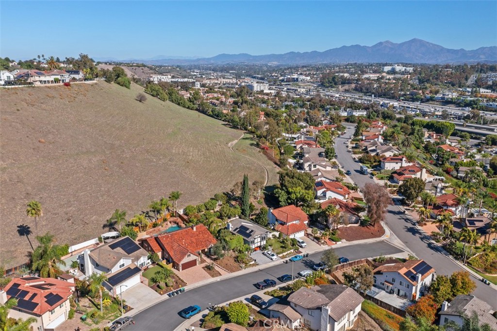 25861 Avatar, Laguna Niguel CA 92677 - photo 45