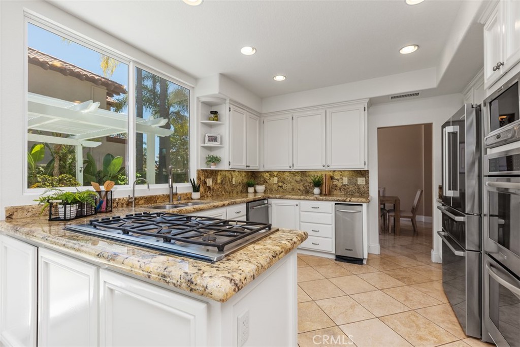 26 Larkfield Ln, Laguna Niguel CA 92677 - photo 11