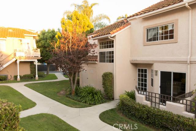 Front of condo, end unit - 27235 Nicole Drive, Laguna Niguel CA 92677 - photo 1