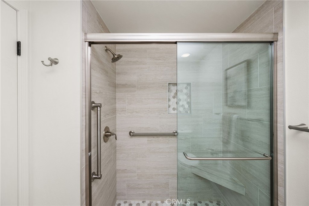 Beautiful new shower tile and enclosure - 27272 Ryan Dr, Laguna Niguel CA 92677 - photo 9