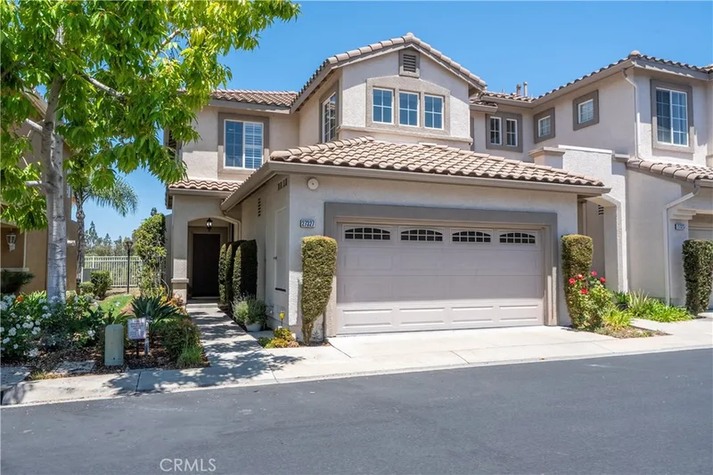 27327 Sahara, Laguna Niguel