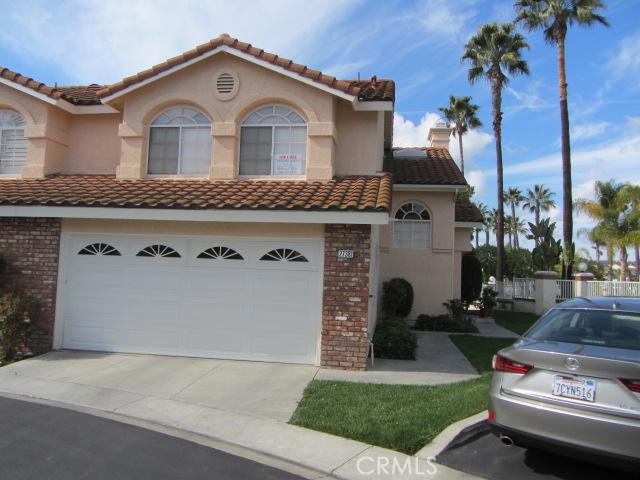 End unit in cudesac, lots of guest parking, no one above or below - 27381 HYATT Circle, Laguna Niguel CA 92677 - photo 1