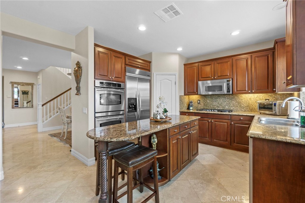 Kitchen - 27781 Country Lane Rd, Laguna Niguel CA 92677 - photo 14